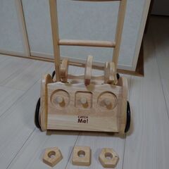 【取引相手決定】木製手押し車とおもちゃセットの画像