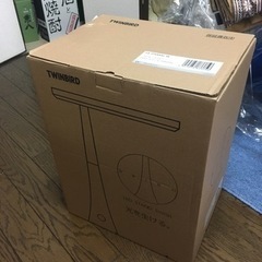 ツインバード　LEDデスクライト（未使用品）