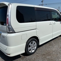 審査なし分割可能　車検5年8月　日産セレナ　平成22年式　走行12万キロ　HDDナビ　テレビ　DVD  ETC  バックカメラ　両側電動スライドドア　2,000cc  8人乗りの画像