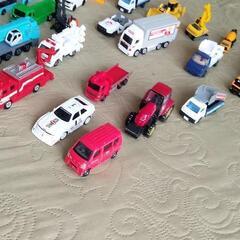 トミカ　ミニカー　まとめ売りの画像