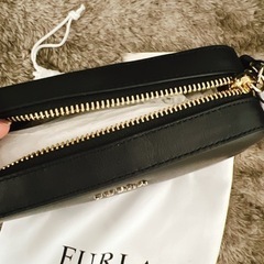 【新品タグ付き】FURLAのミニバッグ✿の画像