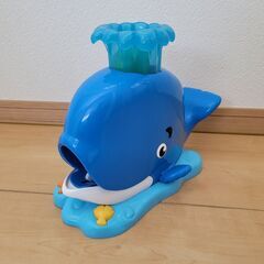 おもちゃ　クジラ　ボールの画像