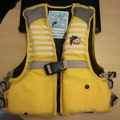 子供用　ライフジャケット　ライフベスト　救命胴衣　120-140　　GETUP CUTE　ピンク　及びファインジャパン　ライフジャケットL　黄色の画像