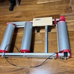 【ほぼ未使用新品】MINOURA（ミノウラ）R720 LiveRoll 3本ローラー 自転車トレーニングの画像