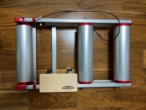 【ほぼ未使用新品】MINOURA（ミノウラ）R720 LiveRoll 3本ローラー 自転車トレーニング