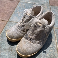 インヒール　スニーカーの画像