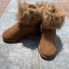 ムートンブーツ