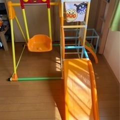 アンパンマン　滑り台　ブランコ　ジャングルジム
