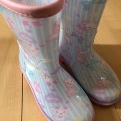 マザウェイズ　長靴、くま