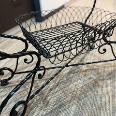 アイアン　プランターベース　花台　リサイクルショップ札幌　買取本舗　西野店の画像