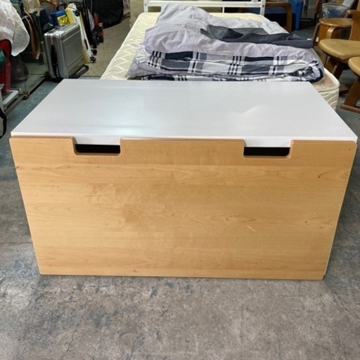 [IKEAおもちゃ収納ベンチやテーブルにも]リサイクルショップヘルプ