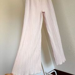 ピンクのワイドパンツ無料で差し上げますの画像