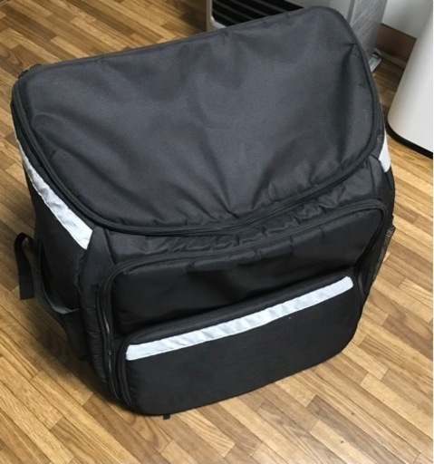 【値下げ】ロゴなし大容量バッグ！緩衝材付き☆