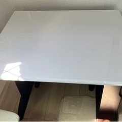 ニトリ ダイニングテーブル4点セット