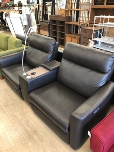 電動リクライニング　2人掛けソファー　ニトリ