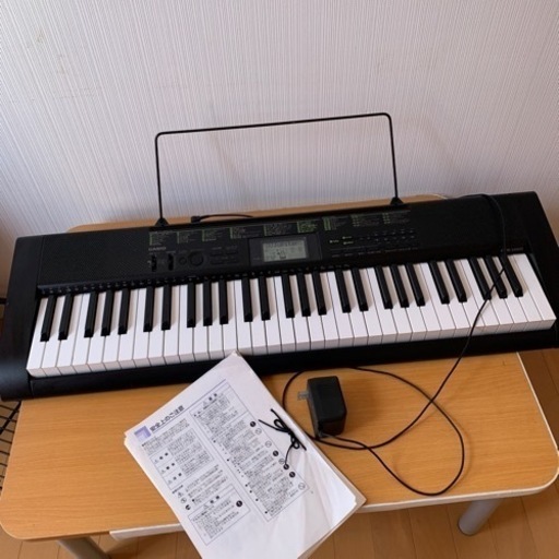 お取引き中　CASIO 電子キーボード