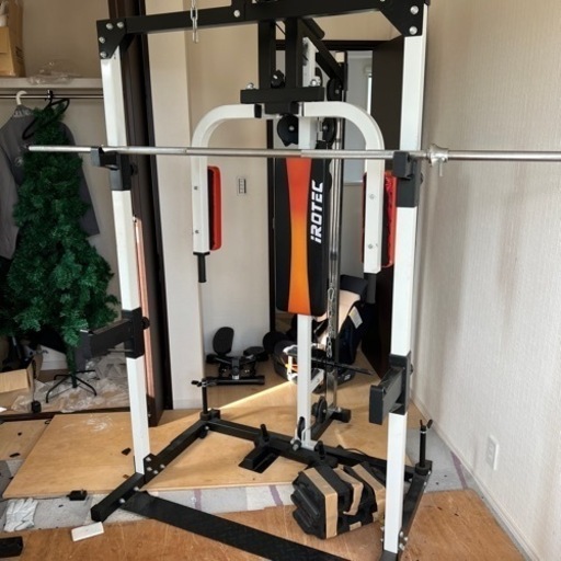 アイロテック　筋トレマシーン