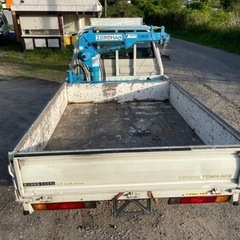 最終値下げ！！　タウンエース　クレーン付きトラック　距離35,000km ディーゼル車の画像