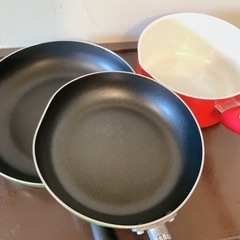 【中古】フライパンと鍋セット  明日26日朝処分予定の画像