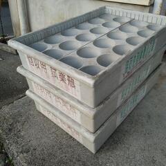 プラスチック　バット　瓶やボトルの収納