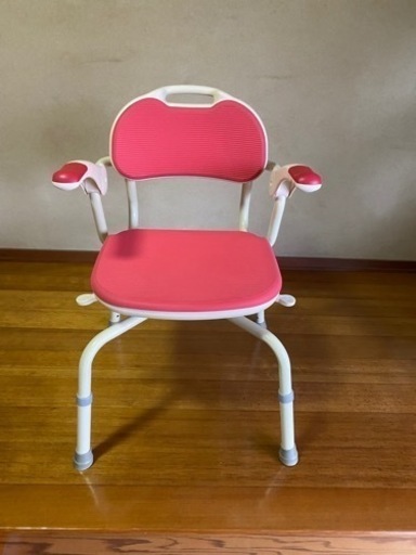 介護用　ひじ掛け付きシャワーベンチ