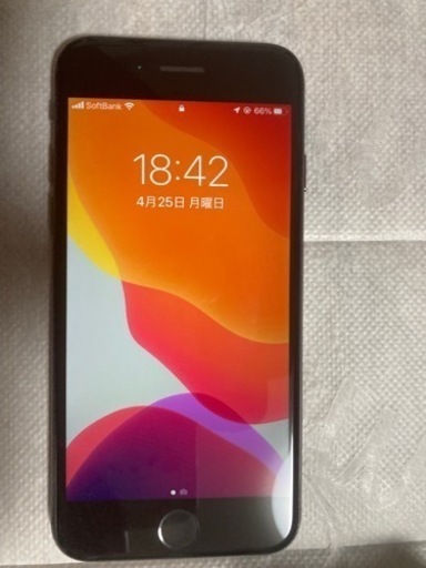 SIMロック解除済み　iPhone8 64GB 端末のみ