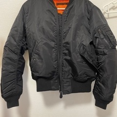 AVIREX MA_1の画像