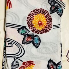 浴衣　白ｘ華　古典柄　レトロ