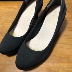 新古パンプスの画像