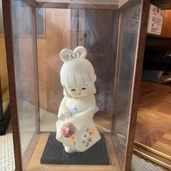ケース付きお人形②