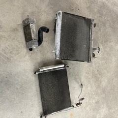 64 エブリー　部品バラ売り　バンパー　スララムの画像