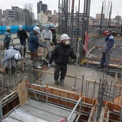 現場も近くて直行直帰も可！新築工事現場でのとび、土工の仕事です。の画像