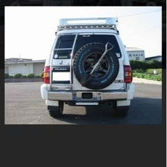 三菱パジェロ用背面ラダーの画像