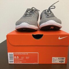 ランニングシューズ 0円の画像