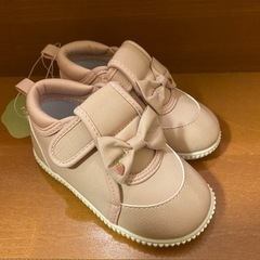 【新品未使用】15cm スニーカー 子供靴くすみピンクの画像