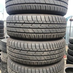 215/60R17美品❣️ エスティマ　20アルファード エルグランド　エリシオン等に