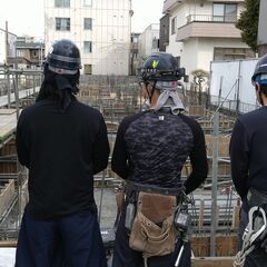 未経験OK!!型枠解体工事〈急募〉