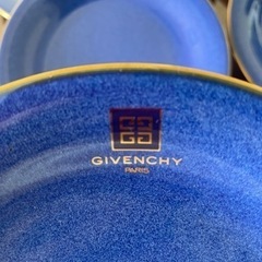 GIVENCHY  ジバンシィー　プレートの画像