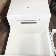 【中古美品】 三菱　ハンドドライヤー　JT-MC106G-W ジェットタオルの画像