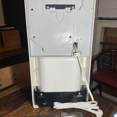 【中古美品】 三菱　ハンドドライヤー　JT-MC106G-W ジェットタオルの画像