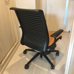 Steelcase Think シンクチェア (直接引渡し限定)...