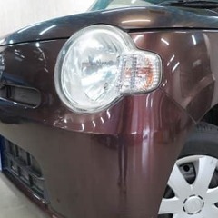 カワイイ小柄な軽自動車！ブラウンの車体がかわいいです！小回りも利いて運転しやすい！の画像