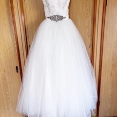 プリンセスラインウエディングドレス　パニエ・ベール付　サイズXS 