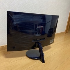 【受渡予定者決定】湾曲モニター　SAMSUNG 27インチの画像