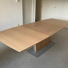 ダイニングテーブル