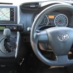 ロールーフミニバン！走行性が高いです！バックカメラ付きで駐車も楽々！の画像