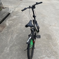 折りたたみ自転車の画像