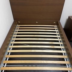 IKEA MALM マルム セミダブルベッド　木枠の画像