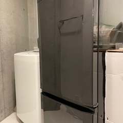 【値下げ】MITSUBISHI 146L冷蔵庫 MR-P15S-...