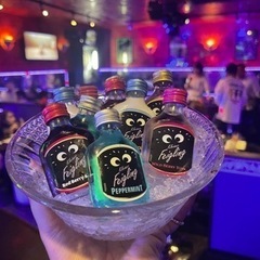 草加で遊べるバー Sanctuaryで働きませんか？の画像